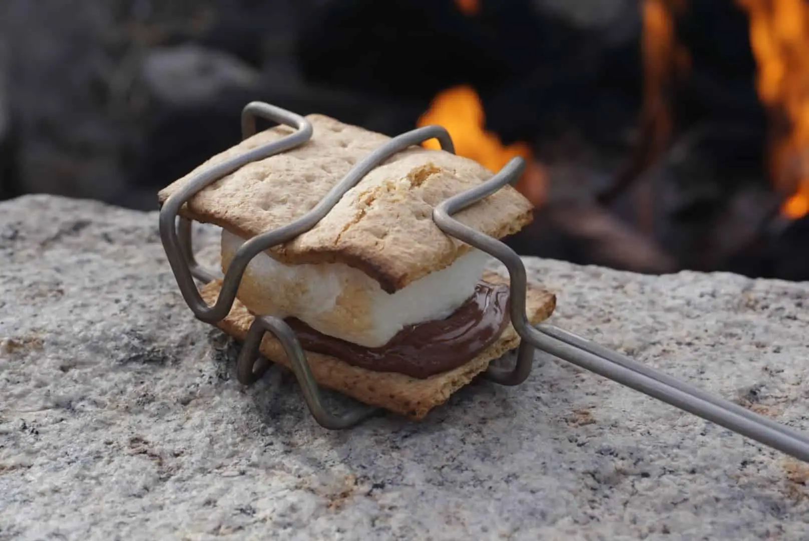 Professional Camping STRATOS'MORES S'more Roaster